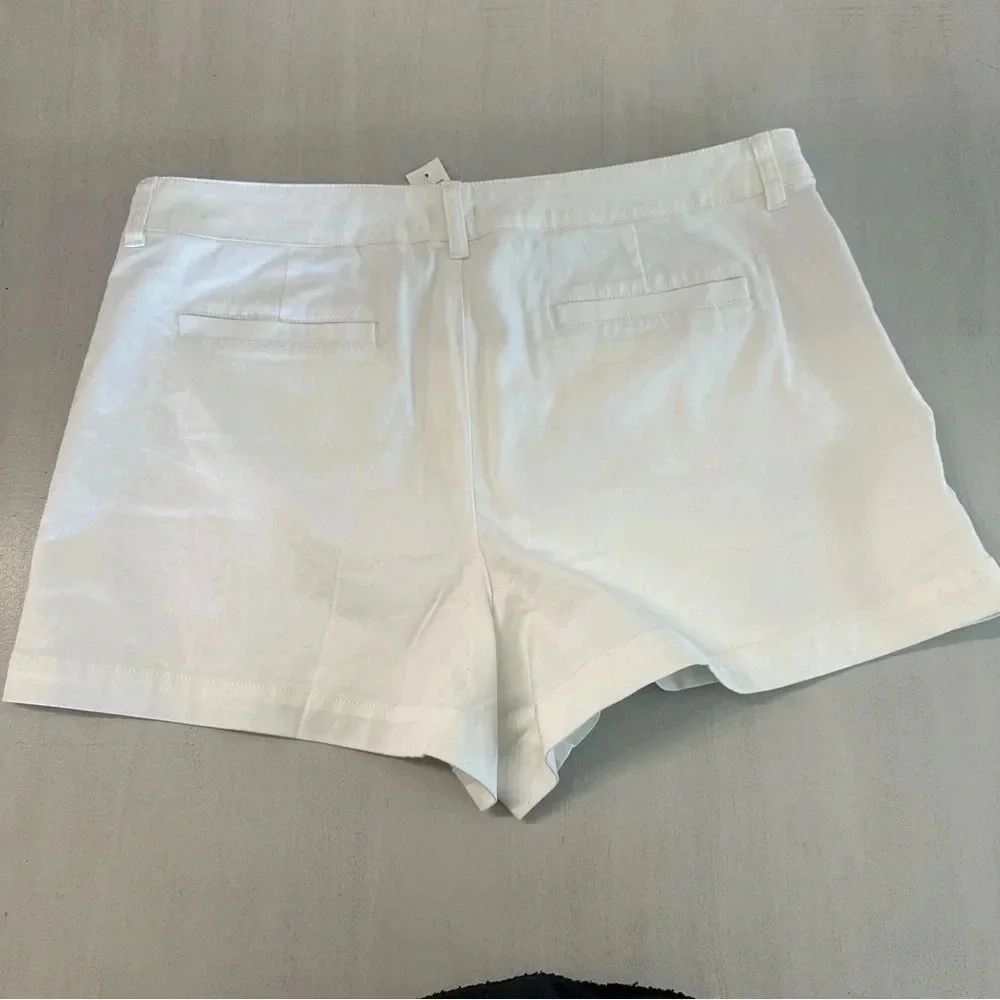 J. Crew New Patch-Pocket Chino Short Women's White Cotton Button Front Sz 14 NWT
